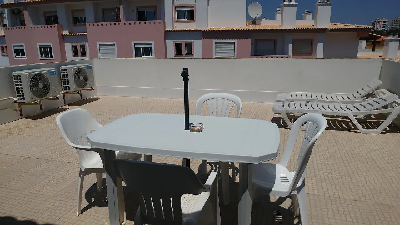 Ξενοδοχείο με διαμερίσματα Castelos Da Rocha Portimão